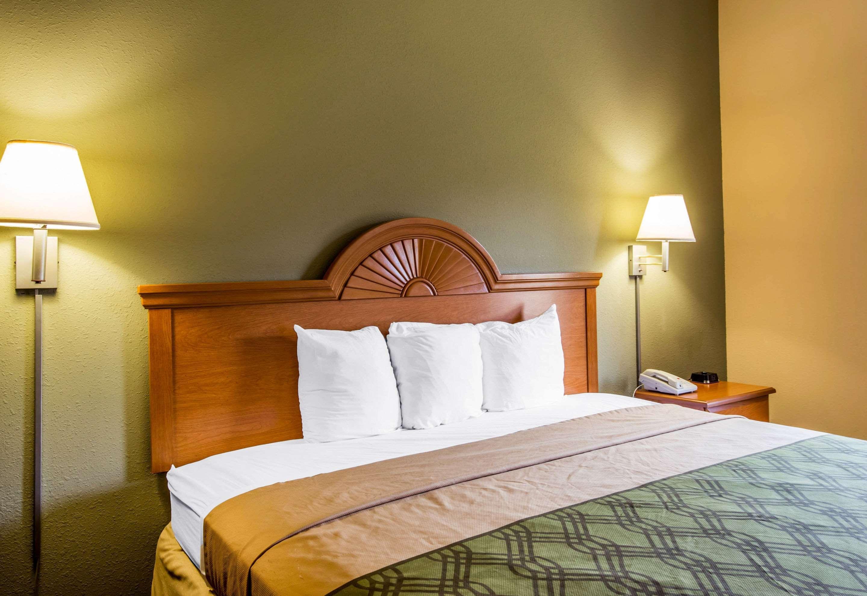 ולדוסטה Econo Lodge מראה חיצוני תמונה