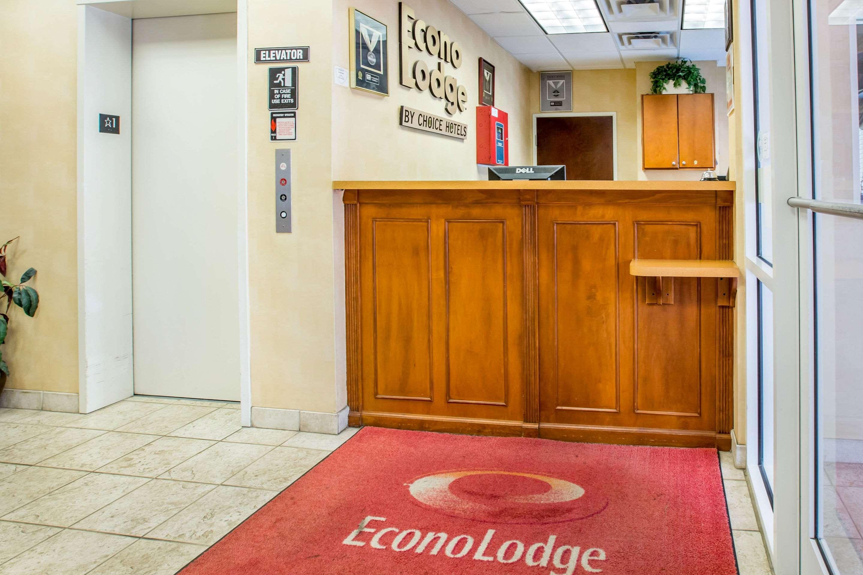 ולדוסטה Econo Lodge מראה חיצוני תמונה