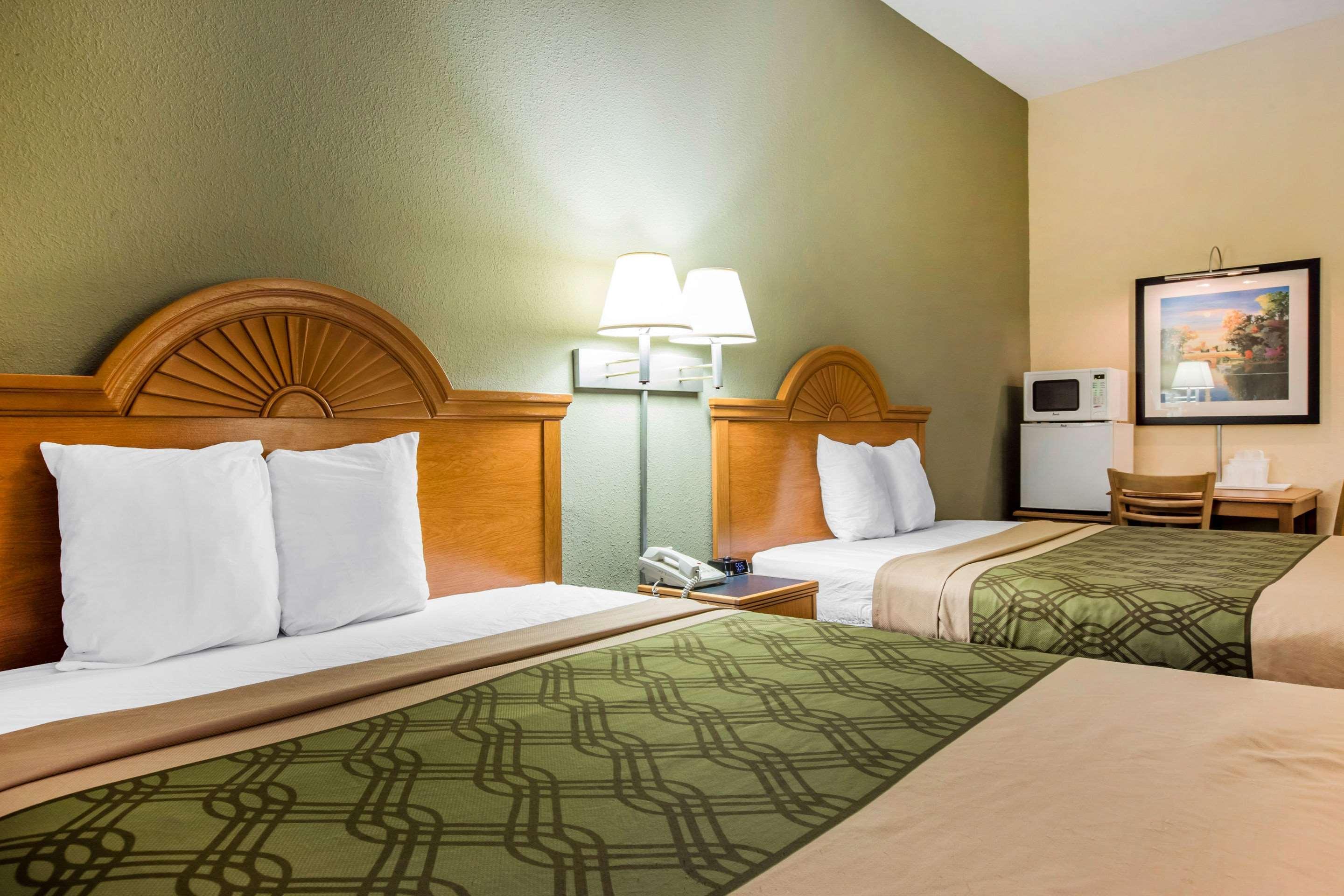 ולדוסטה Econo Lodge מראה חיצוני תמונה