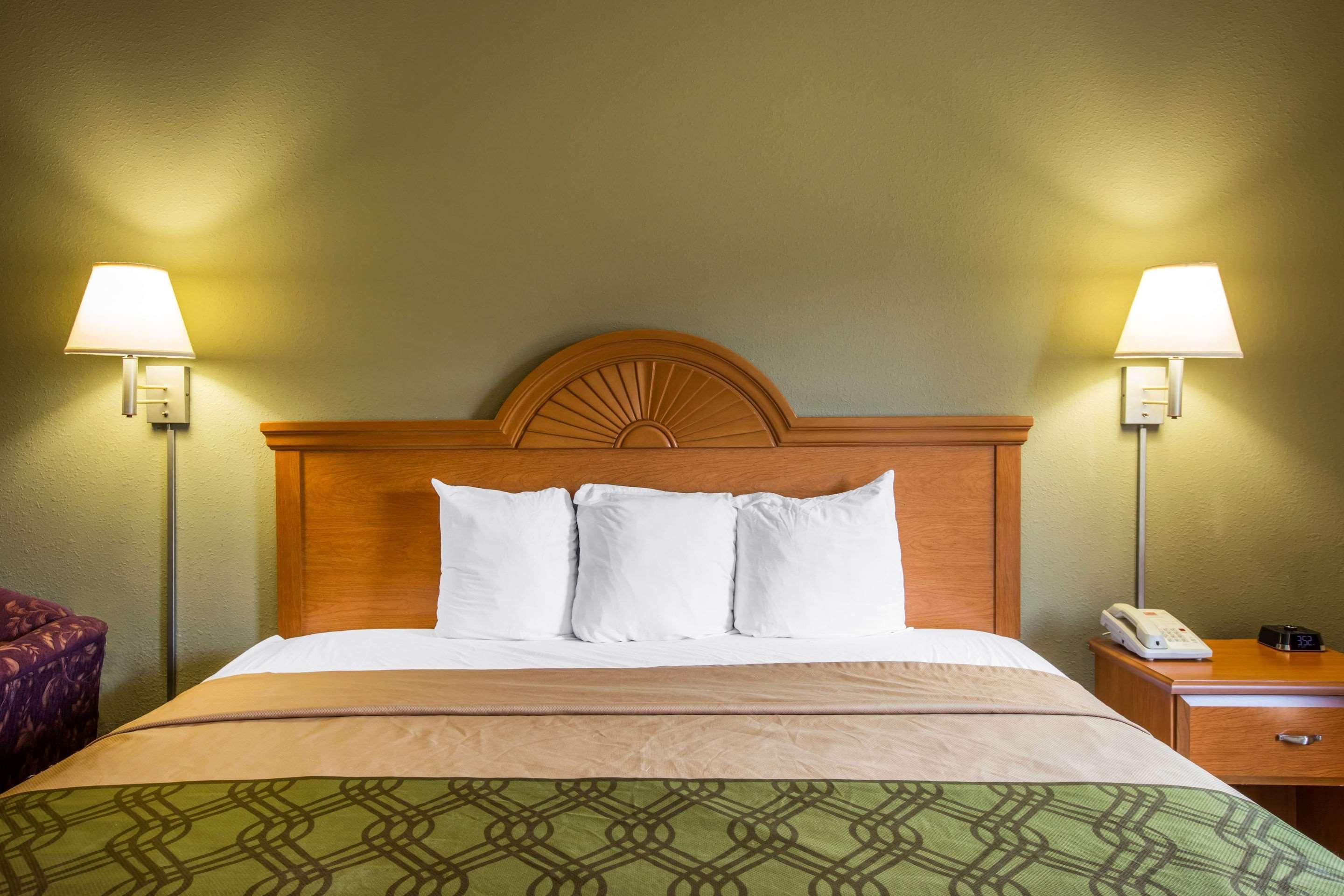 ולדוסטה Econo Lodge מראה חיצוני תמונה